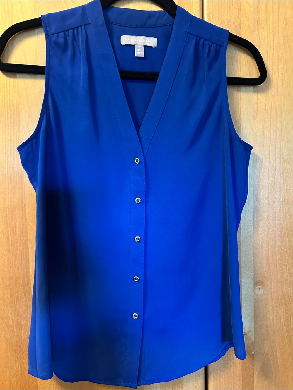 Banana Republic Royal Blue Sleeveless V-Neck Button Front Blouse